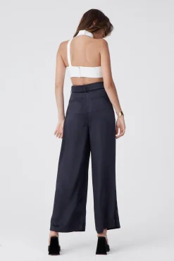 Hathor Crop