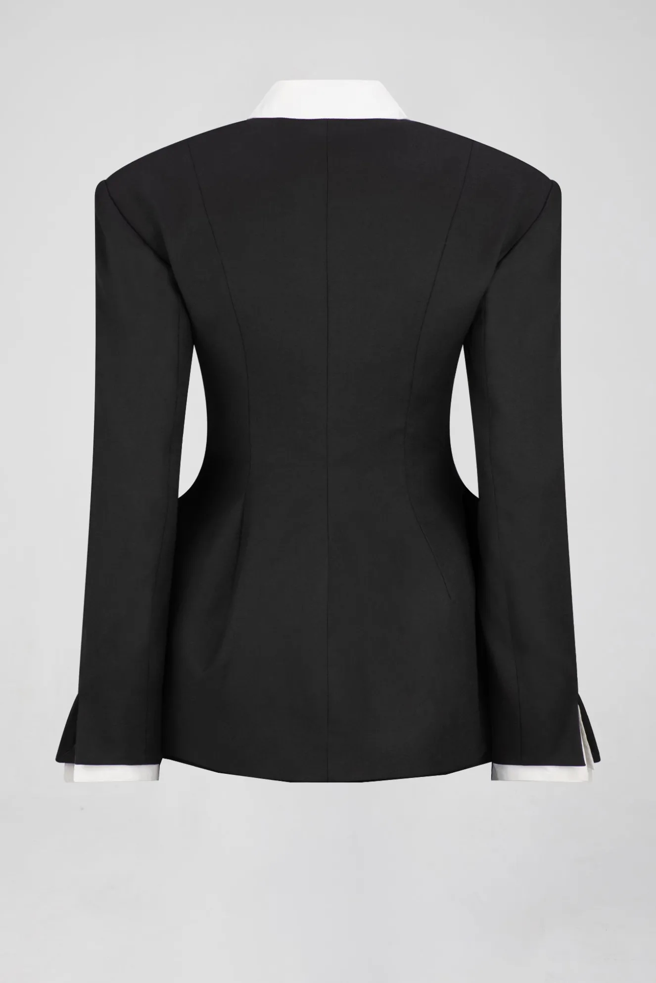 Margot Blazer