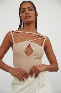 Raw Top