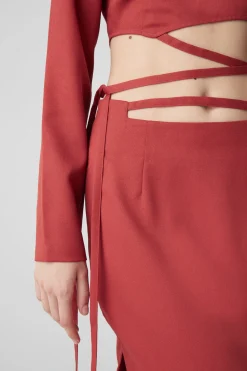 001 Skirt
