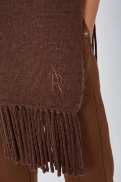 The Scarf