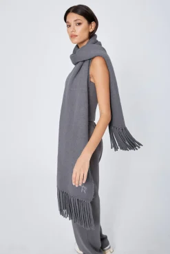 The Scarf