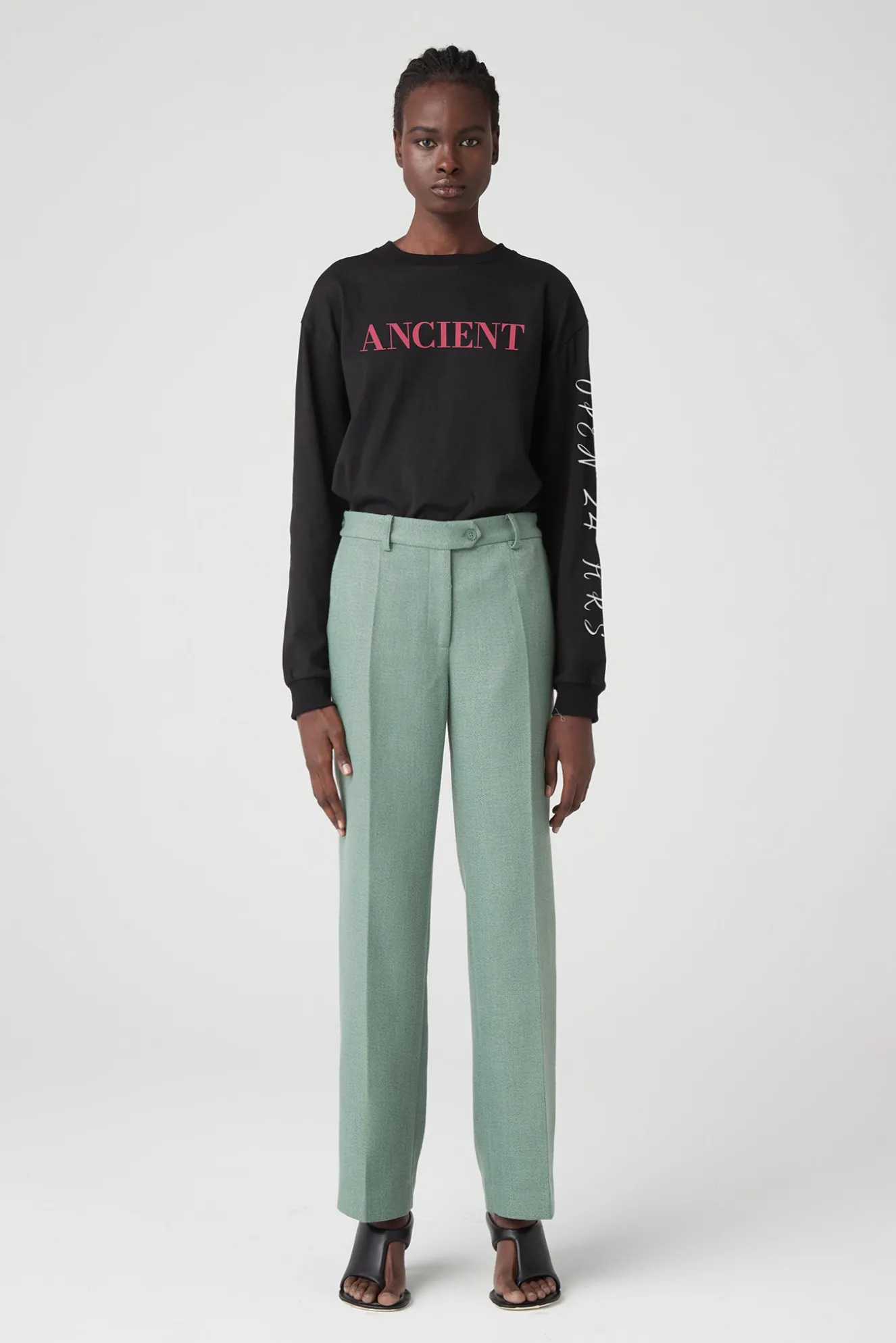002 Trouser