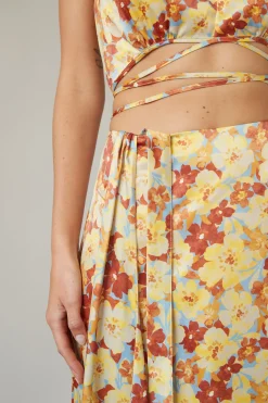 Turner Skirt